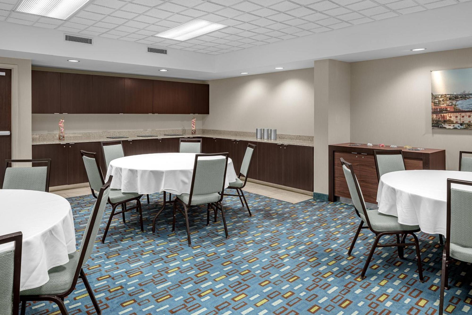 Courtyard By Marriott Wilmington/Wrightsville Beach Экстерьер фото