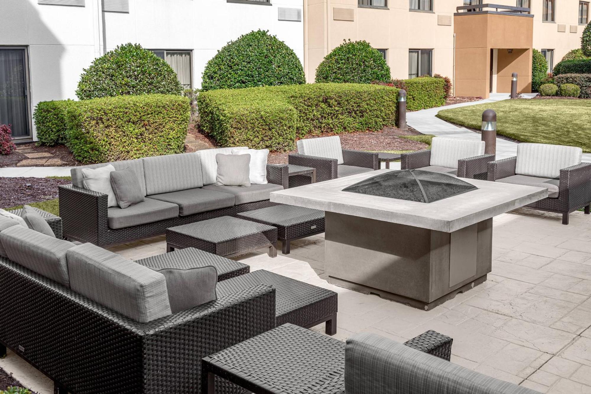 Courtyard By Marriott Wilmington/Wrightsville Beach Экстерьер фото